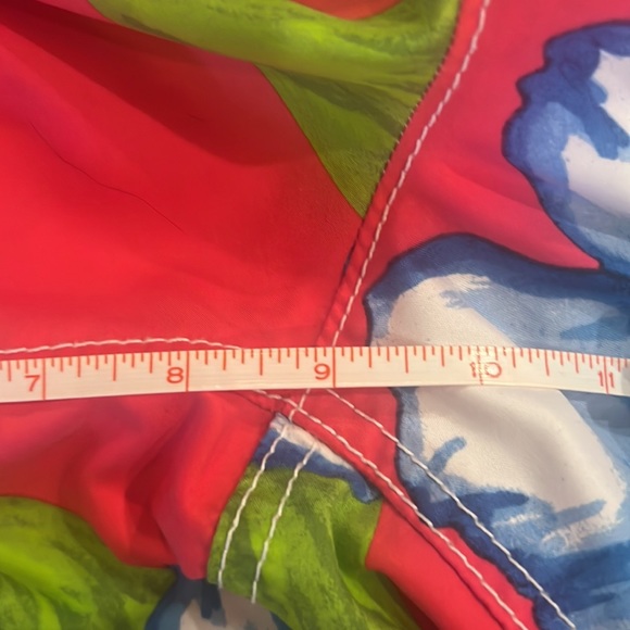 Abercrombie & Fitch board shorts - Picture 8 of 9